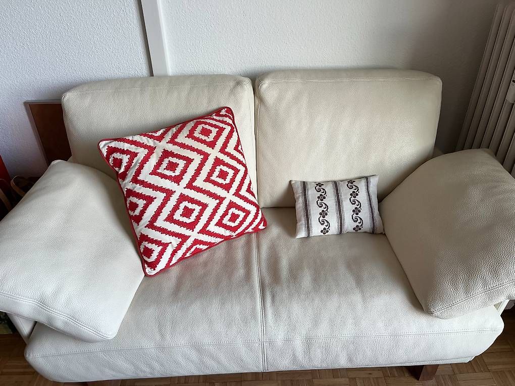 Artanova Sofas: Artanova Schweiz Sofa – D'occasion à Zug par ladyste 1