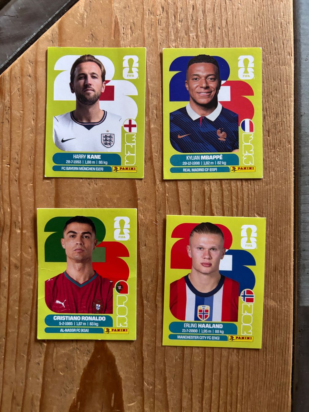 Panini Cartes à collectionner: FIFA Sticker Set: Kane, Mbappé, Ronaldo, Haaland – D'occasion à Gunzwil par gerda7