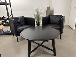 Salontisch (Rund) + 2 Ledersessel IKEA Ekerö 