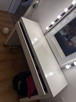 Schminktisch weiss mit Spiegel und Beleuchtung guter Zustand