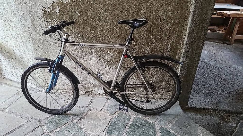 Racer 5000 Velo (Gebraucht) in Cazis für CHF 100 – nur Abholung auf ...
