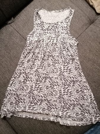 Kleid ca. Gr. 122 / 128