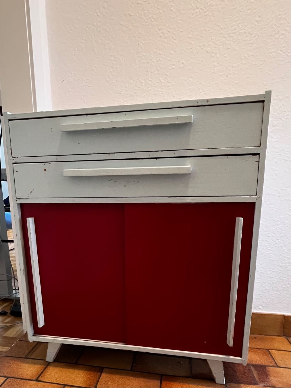 Cassettiere: Vintage Kommode im 50er Stil, gebraucht – Usato da Bern venduto da Namira81