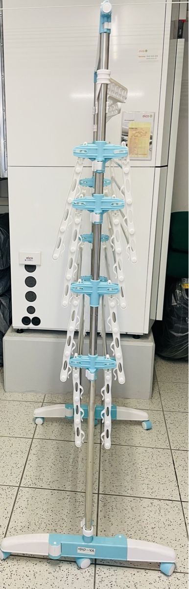 Altro in Decorazioni & Accessori: Mobile Clothes Airer Rack, Foldable, Excellent Condition – Usato da Goldau venduto da machdam 1