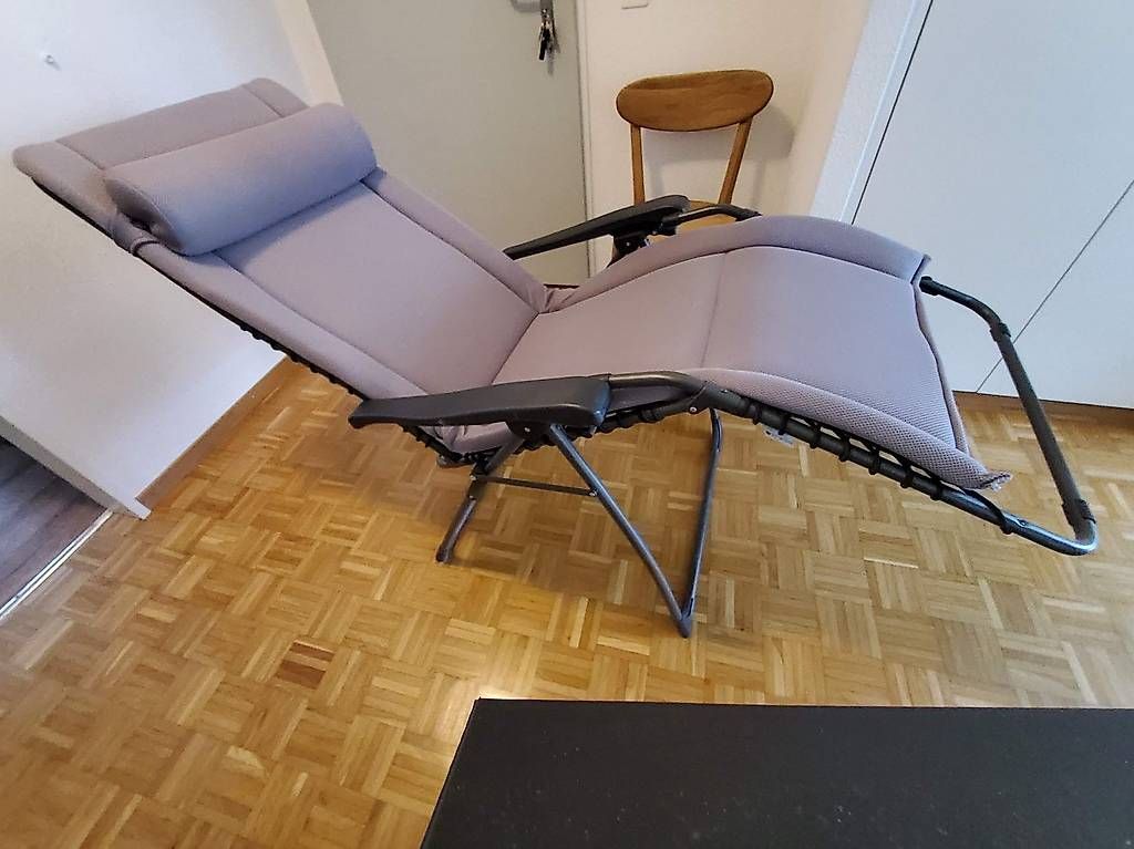 Chaises: 2 Liege/ Sitzstühle – D'occasion à Hochdorf par rog_6d97 1