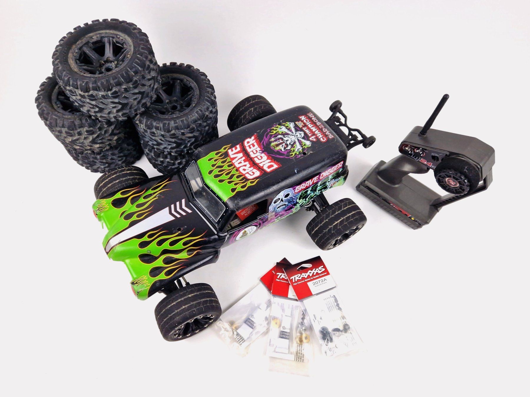 Traxxas Modellismo RC: Traxxas Monstertruck Slash "Gravedigger" – Usato da Basel venduto da Restwert_Basel 1
