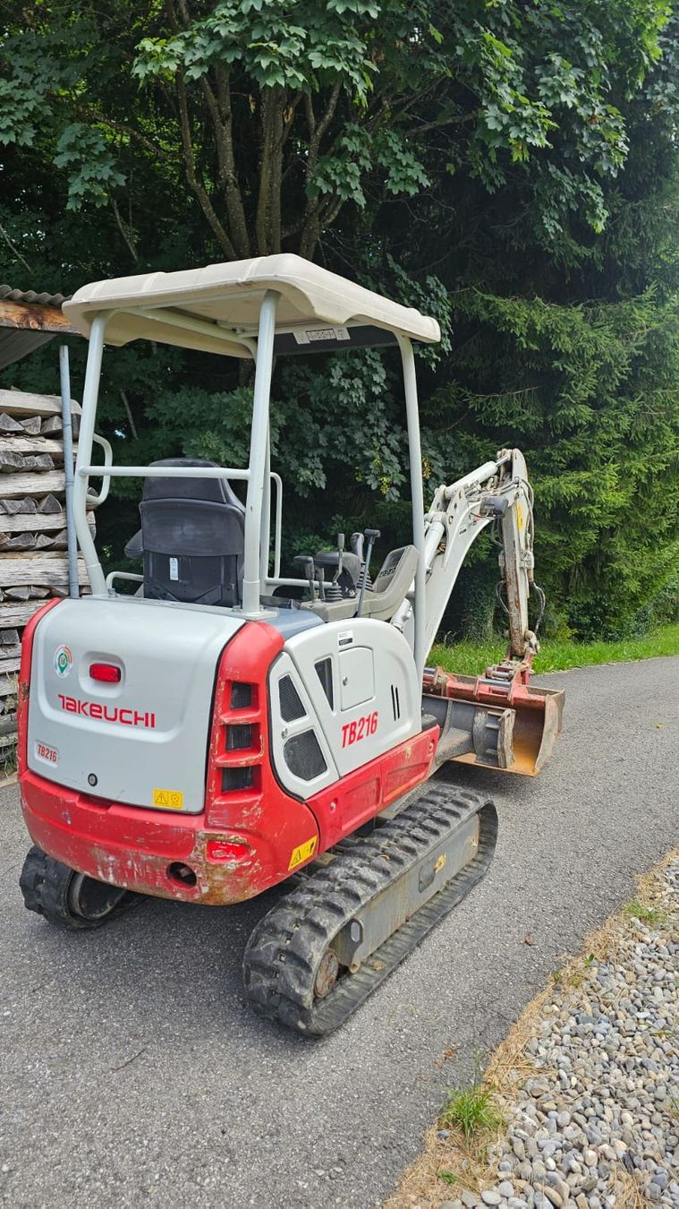 Takeuchi Bagger: Takeuchi TB216 Bagger – Gebraucht aus Lengwil von x-rent 1
