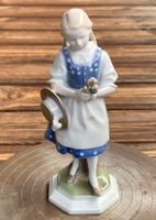 antike Rosenthal Figur Tiroler Mädchen sig. Karl Himmelstoss