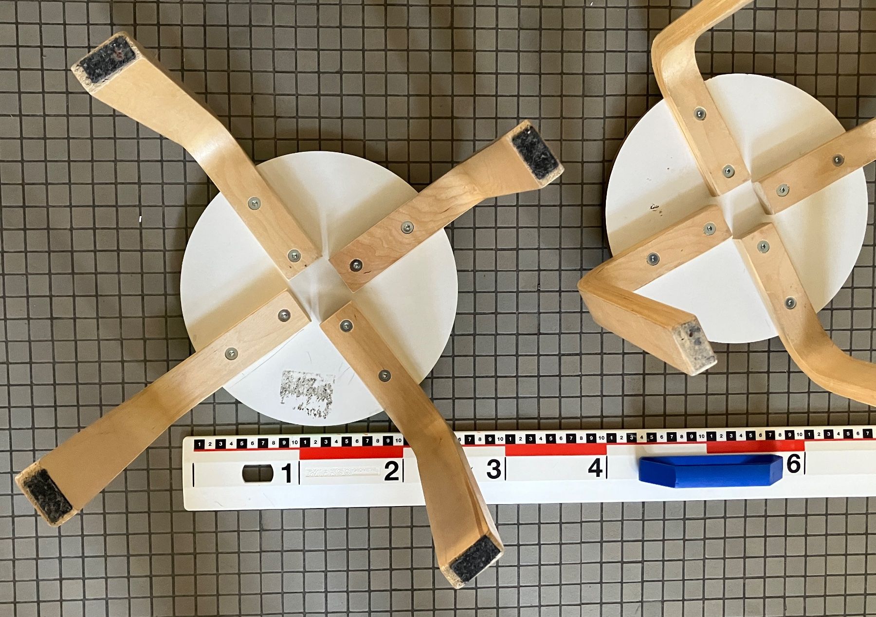 Ikea Sgabelli: 10 Hocker IKEA – Usato da Wil SG venduto da Nouly 5