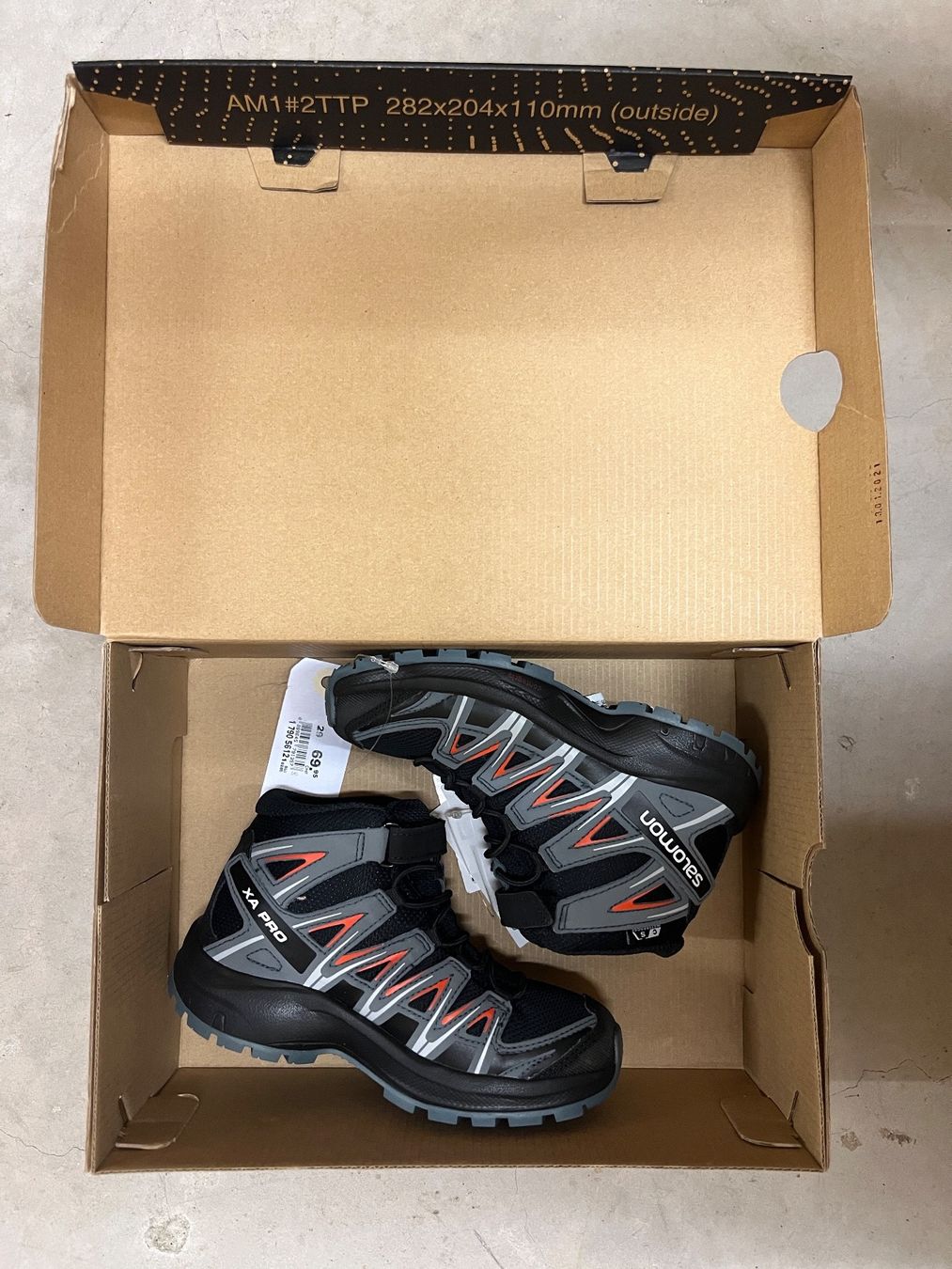 Scarpe da uomo: Salomon XA Pro 3D Wanderschuhe Winterschuhe Gr. 29 – Nuovo e nell'imballaggio originale da Sierre venduto da black.box 2