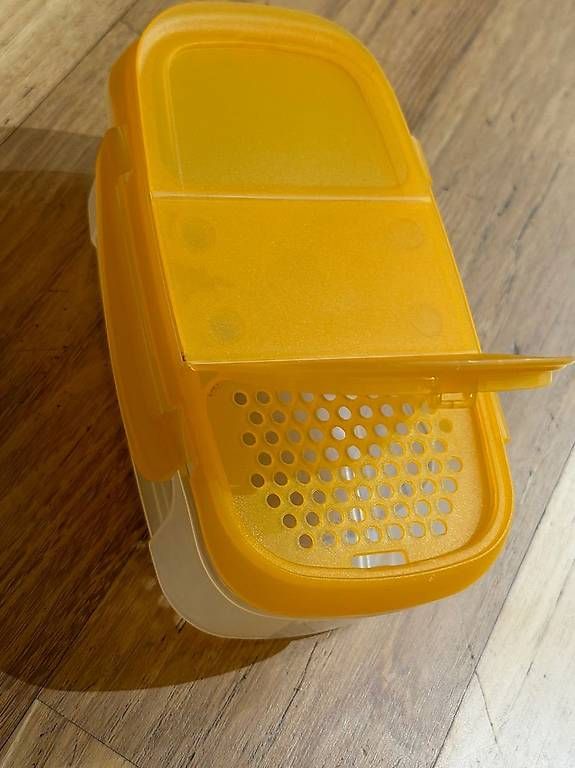 Contenitori & Simili: Utensilio Tupperware gelb mit zwei Öffnungen – Usato da Horw venduto da Muger3 1