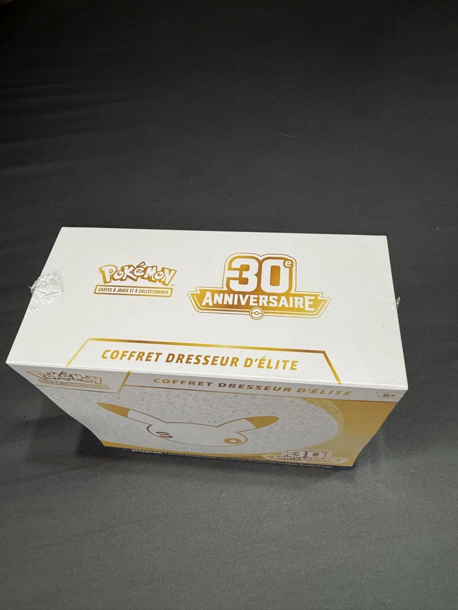 Pokémon Carte collezionabili: Pokémon 30th célébrations  – Nuovo e nell'imballaggio originale da Vétroz venduto da mat_x88p 2