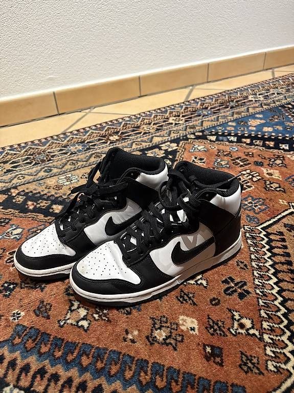 Chaussures hommes: Scarpe Nike Dunk High Retro  – D'occasion à Ticino par lucreziaadelbelloo 1