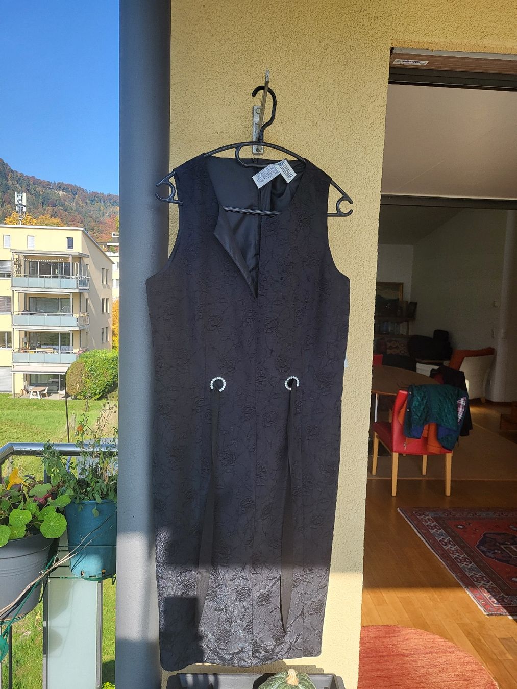 Vestiti: Schickes, elegantes, schwarzes Kleid, Grösse 40 Neu – Nuovo (secondo la descrizione) da Zürich venduto da Lizi7
