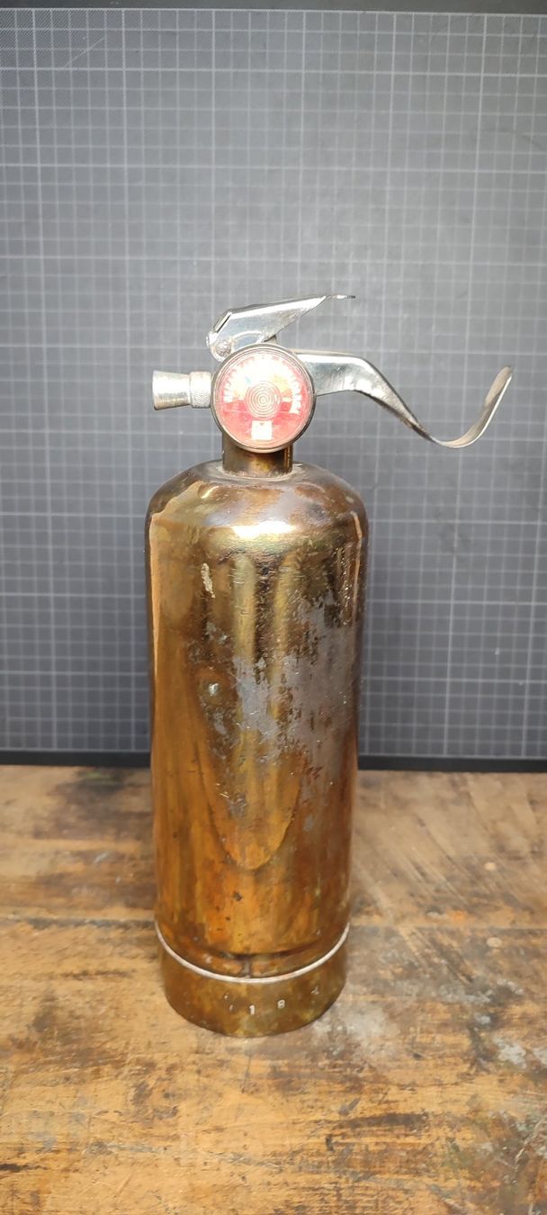 Estintori: Wunderschöner alter Feuerlöscher MINIMAX 1 – Usato da Gelterkinden venduto da MYSTOREFORYOU4460