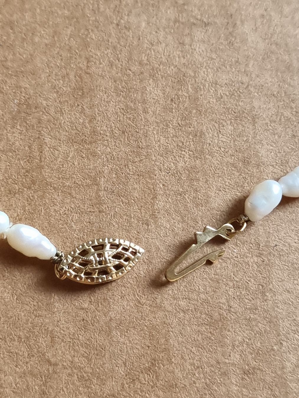 Perle (finte): Elegante  Perlenkette – Usato da Schaffhausen venduto da Leveron13 1