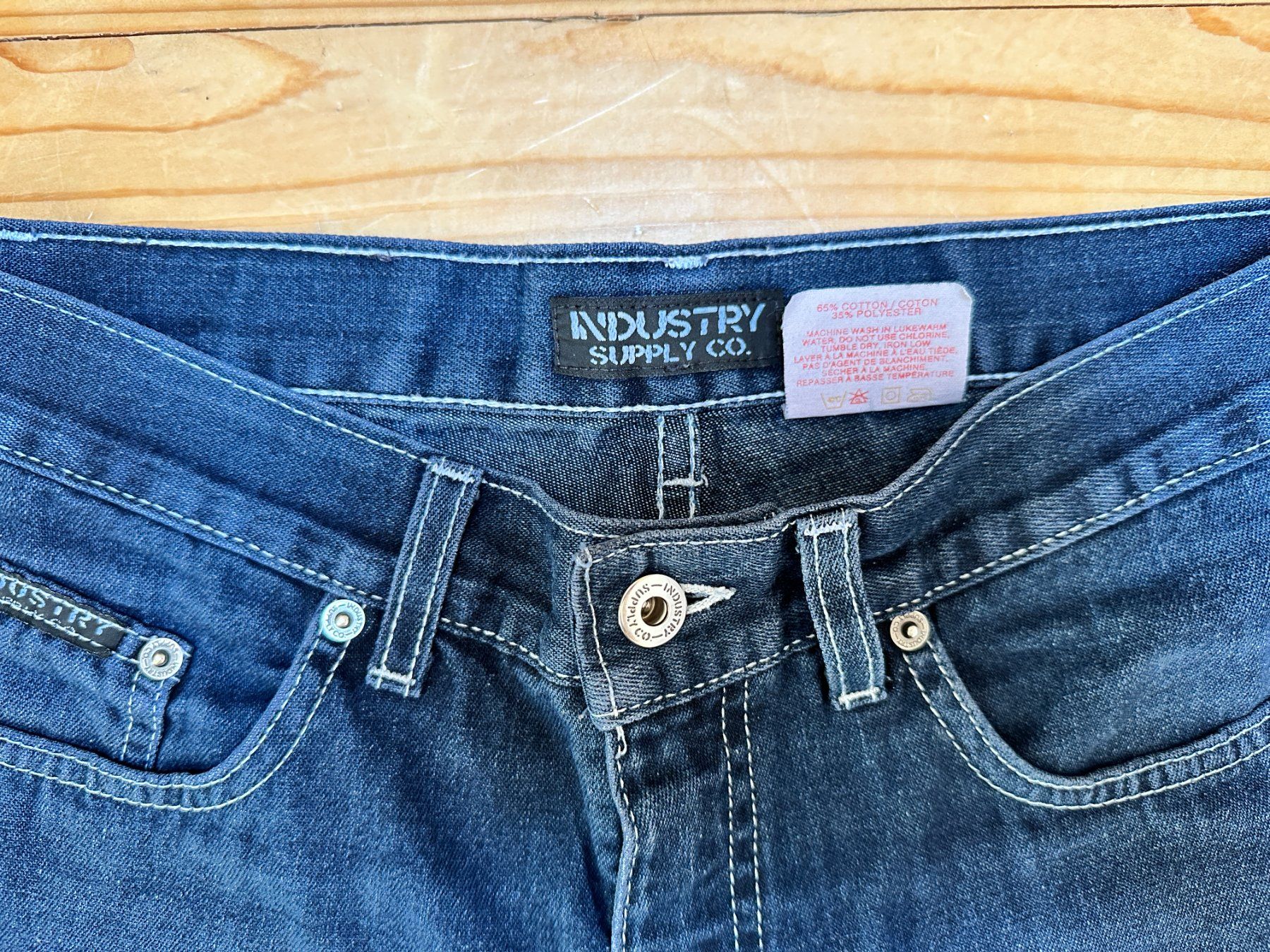Jeans: Jeans curvy 29/30 – Usato da Gümmenen venduto da FelizitasHermann 2