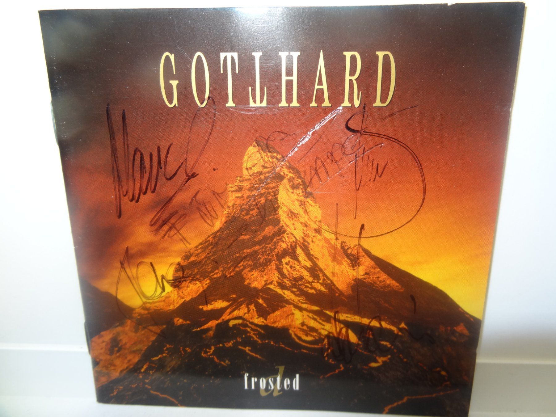 CD: Autogramm CD Gotthard "Frosted" - ! Signiert! – Usato da luzern venduto da musicandart 1