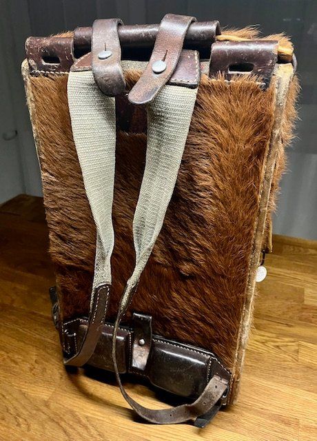 Schweizer Armee Rucksäcke: Antiker Schweizer Militär Rucksack (Haaraff) – Gebraucht aus Kriens von heleneb02 1
