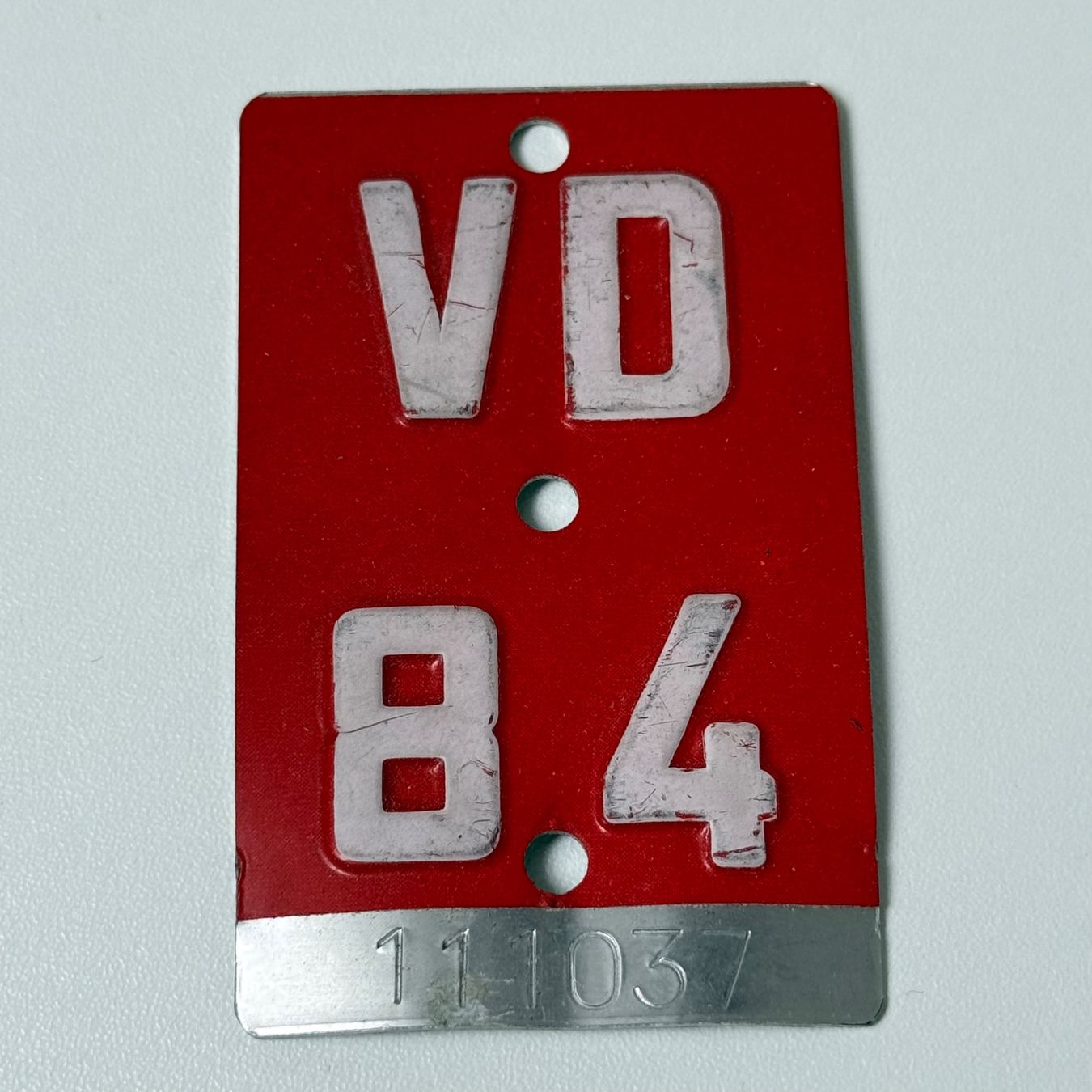 Insegne: Plaque de vélo Vaud VD 84 – Usato da Denges venduto da peumens