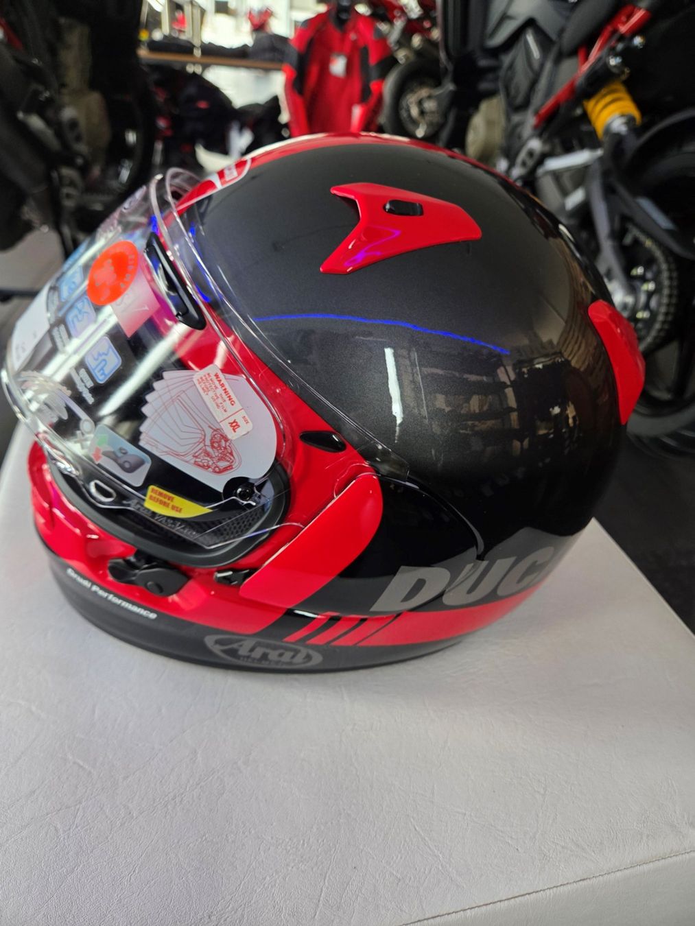 Arai Caschi & visiere: INTEGRALHELM  D-RIDER ECE – Nuovo (secondo la descrizione) da Frauenfeld venduto da Moto77_AG 1