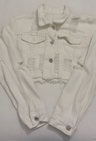 Damen Jeansjacke weiss Grösse S zerrissener Look