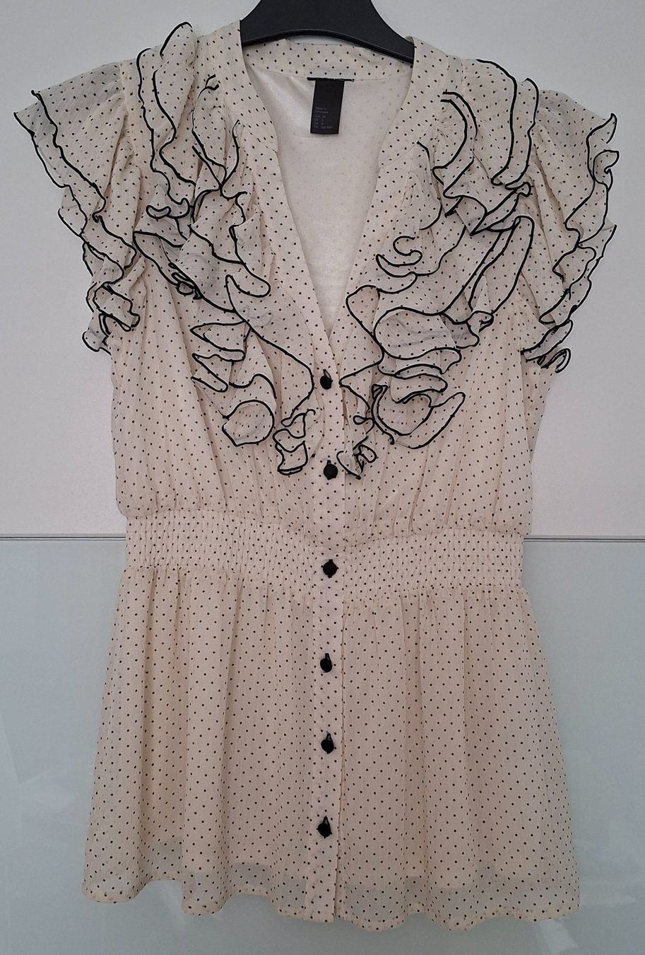 H&M Camicette: Blusenkleid mit Rüschen Grösse 38 – Usato da Feuerthalen venduto da kigo87