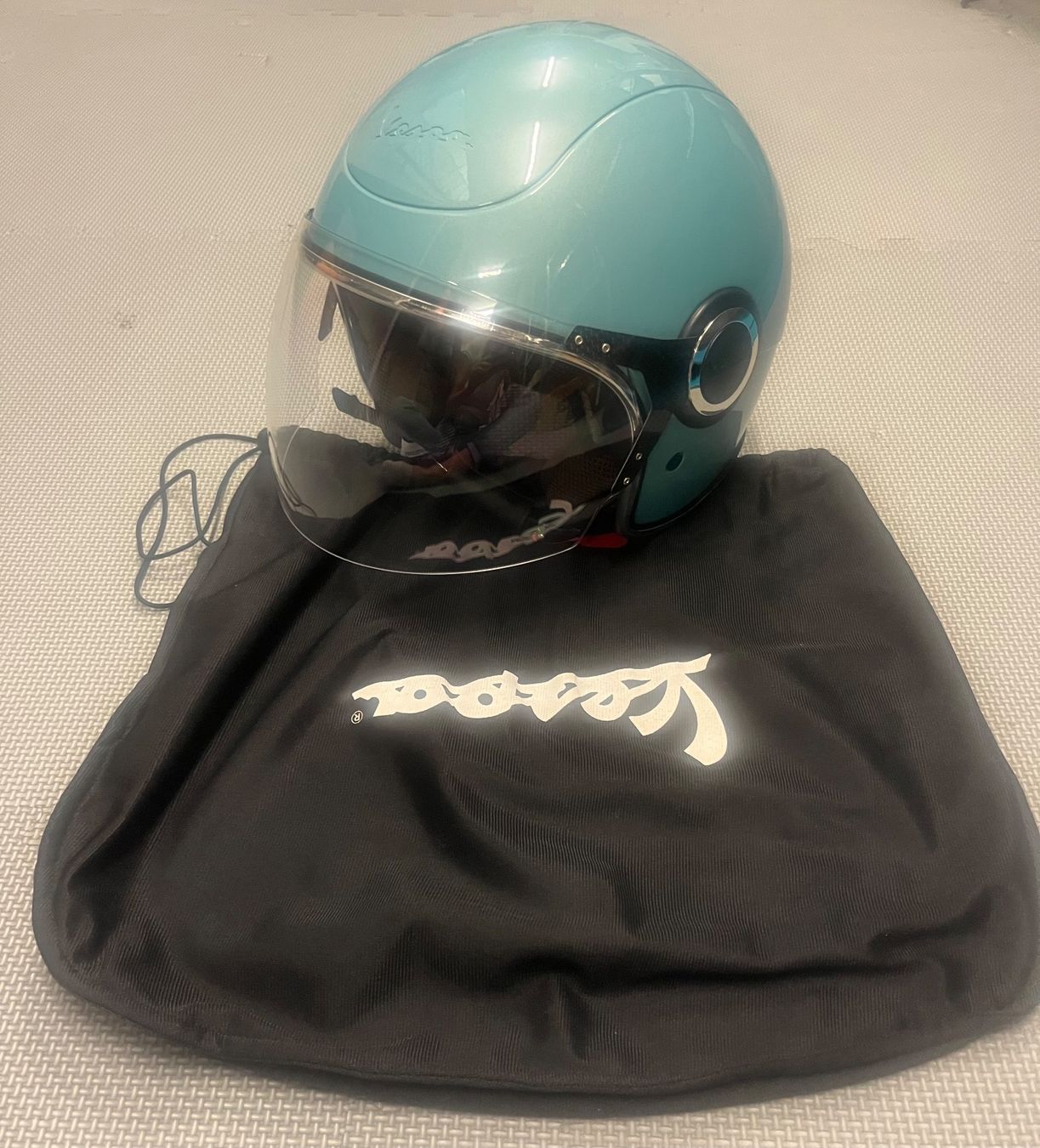 Vespa Helme & Visiere: Vespa Helm – Gebraucht aus Stäfa von cocsli88