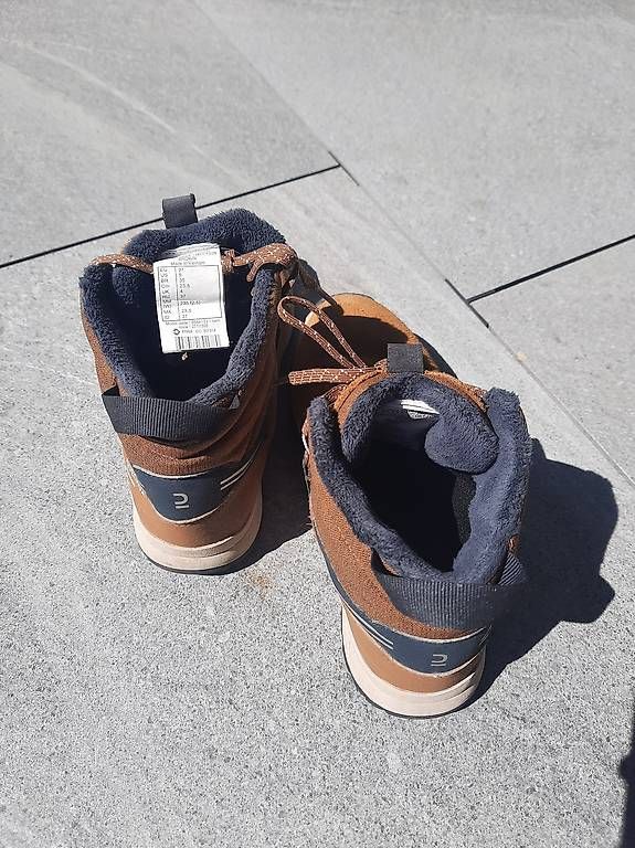 Schuhe für Jungen: Wasserdichte Winterschuhe Gr37 – Gebraucht aus Langenthal von Swissrunner 2