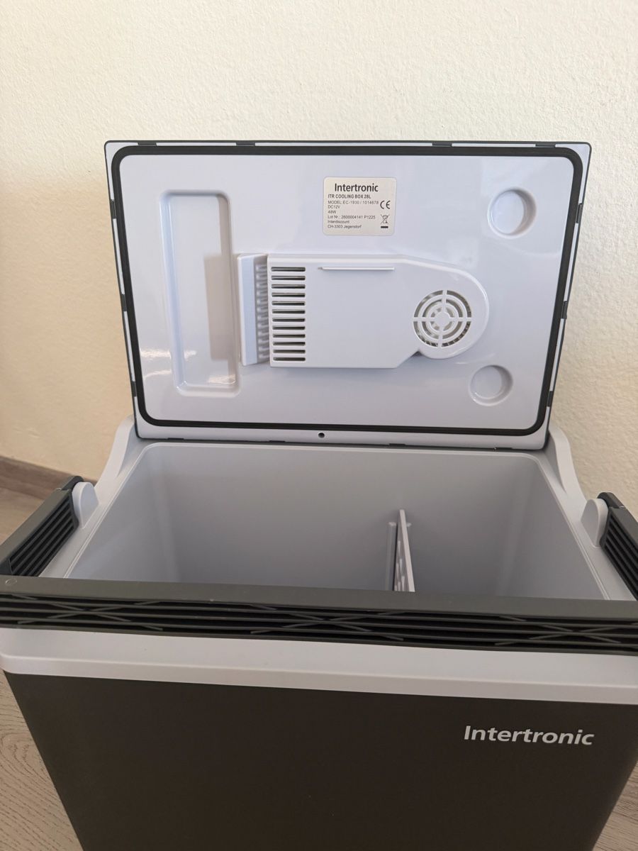 Réfrigérateurs et refroidissement: Kühltasche Intertronic  – Neuf (Voir description) à Siebnen par gen_z7vd 1