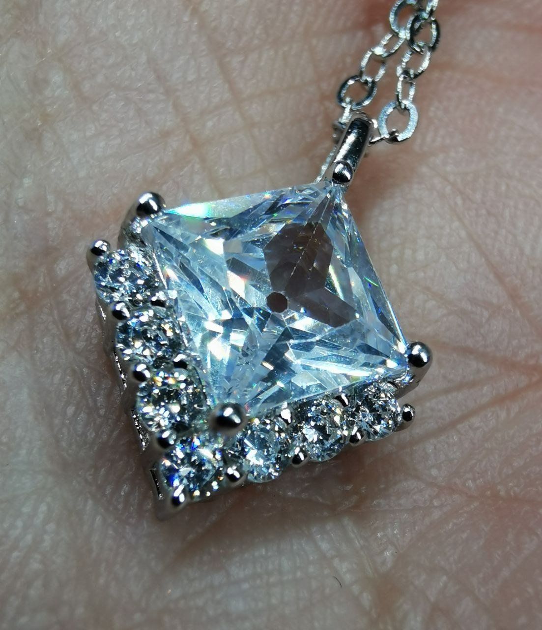 Catenine: Collier argent avec zircons – Nuovo e nell'imballaggio originale da Reconvilier venduto da Tsma67 1