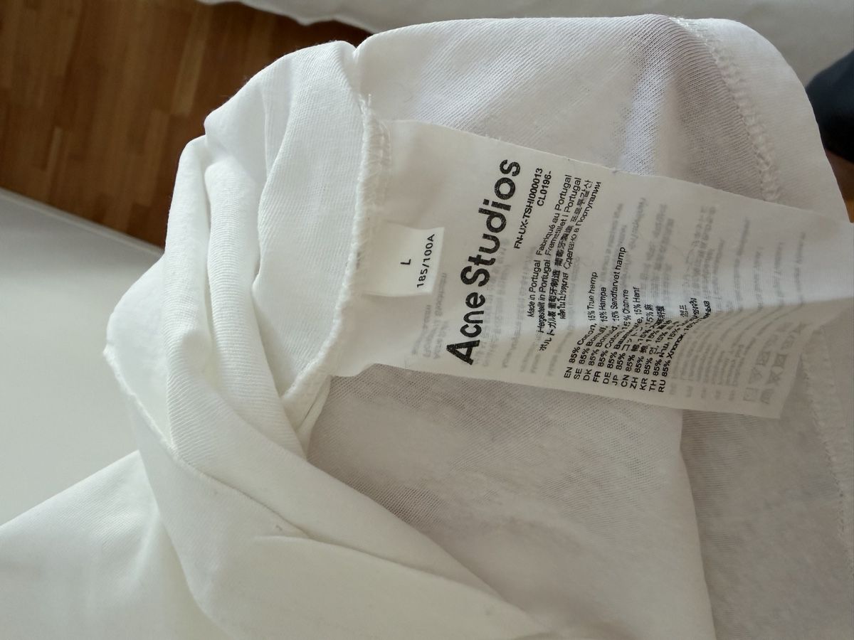 T-shirt: Acne Studios Tee | L – Usato da Gordola venduto da lance235 3