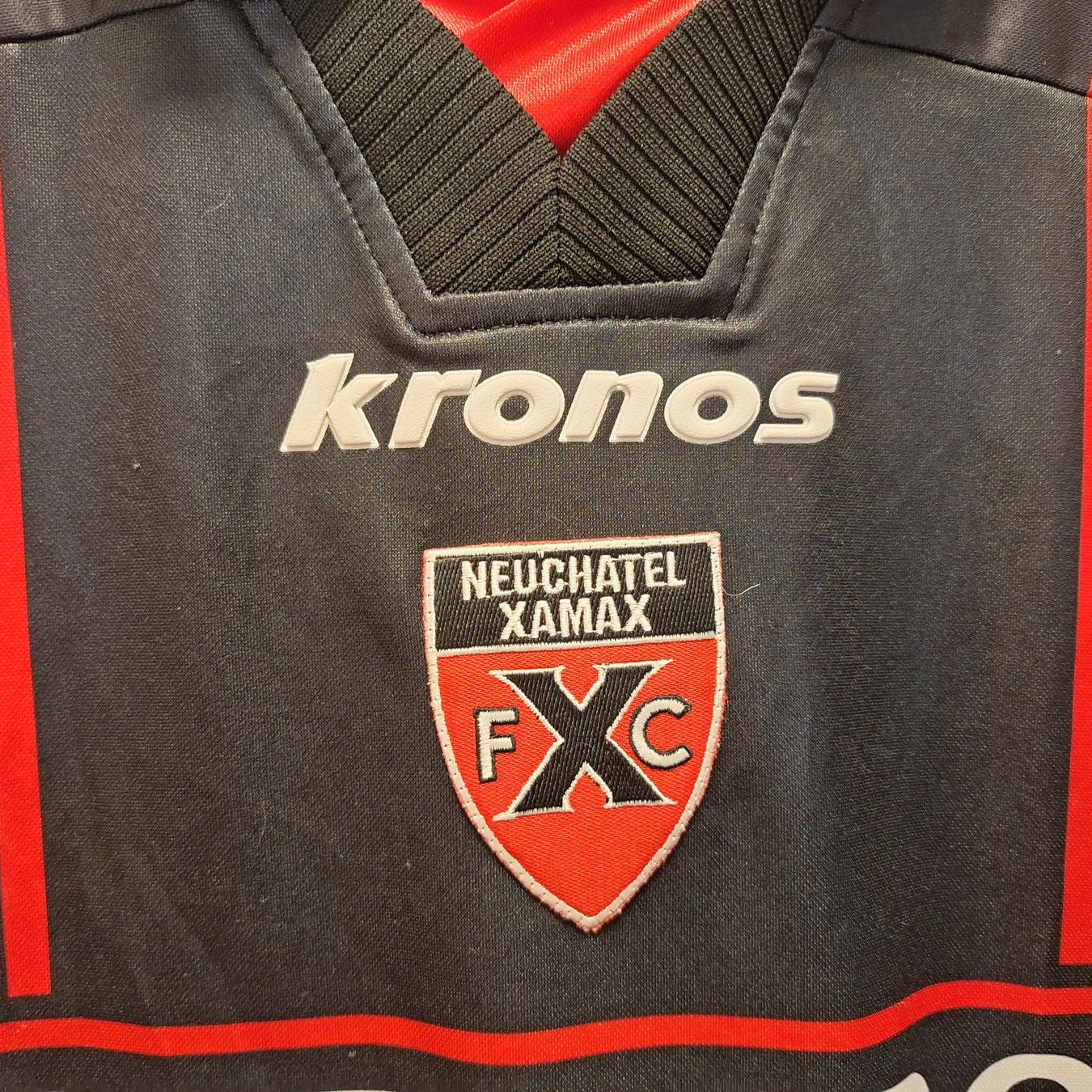 Canottiere & Pantaloni: Kronos Xamax L-XL Home – Usato da Bellinzona venduto da LA-ropa-de-Juan 3