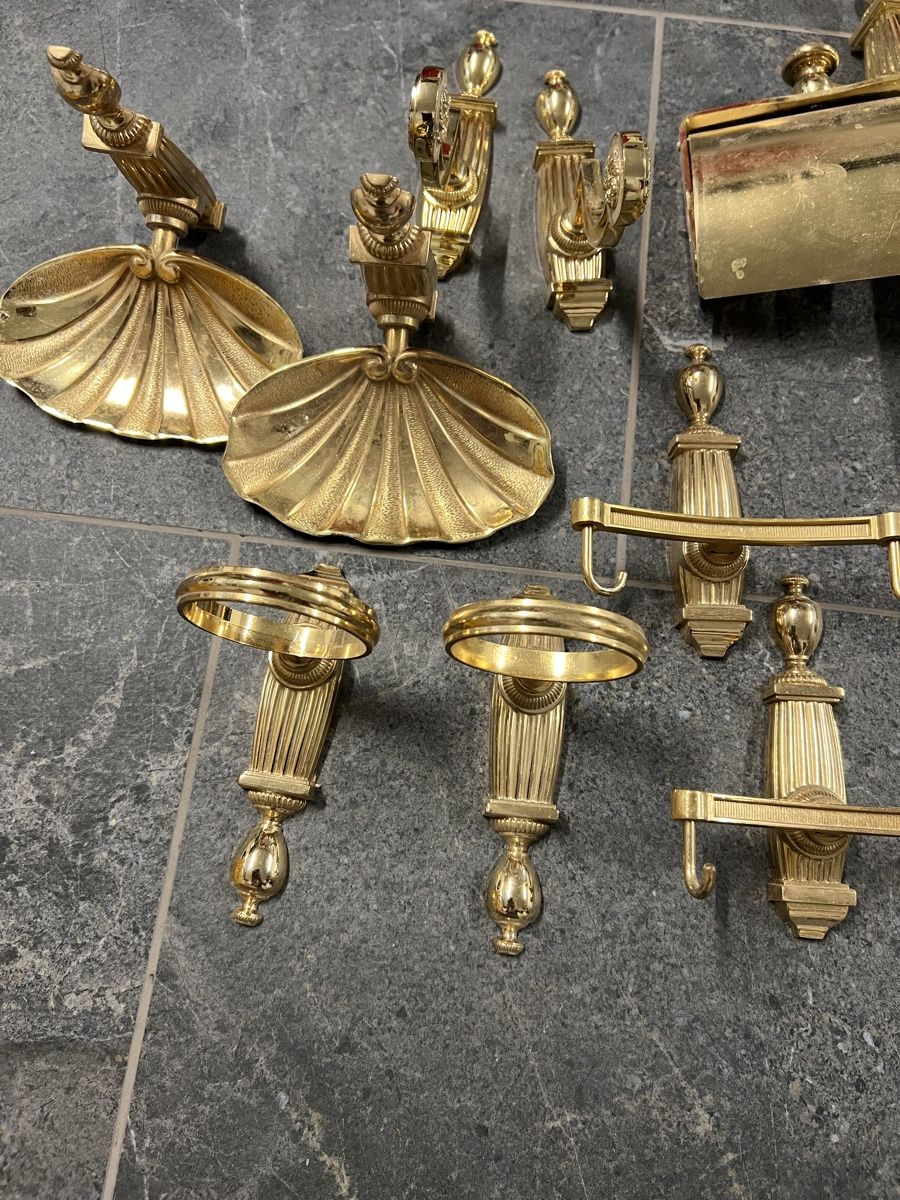 Armaturen: Badezimmer Accessoires goldig – Gebraucht aus Emmenbruecke von Amstadc 2