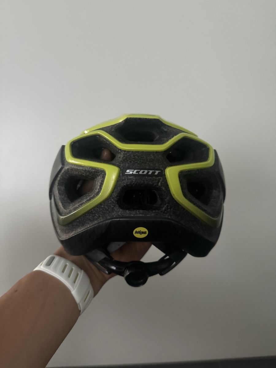 Scott Caschi: SCOTT Centric Plus Helm Gr. M (MIPS System) – Nuovo (secondo la descrizione) da Chur venduto da mau_pmy7 2