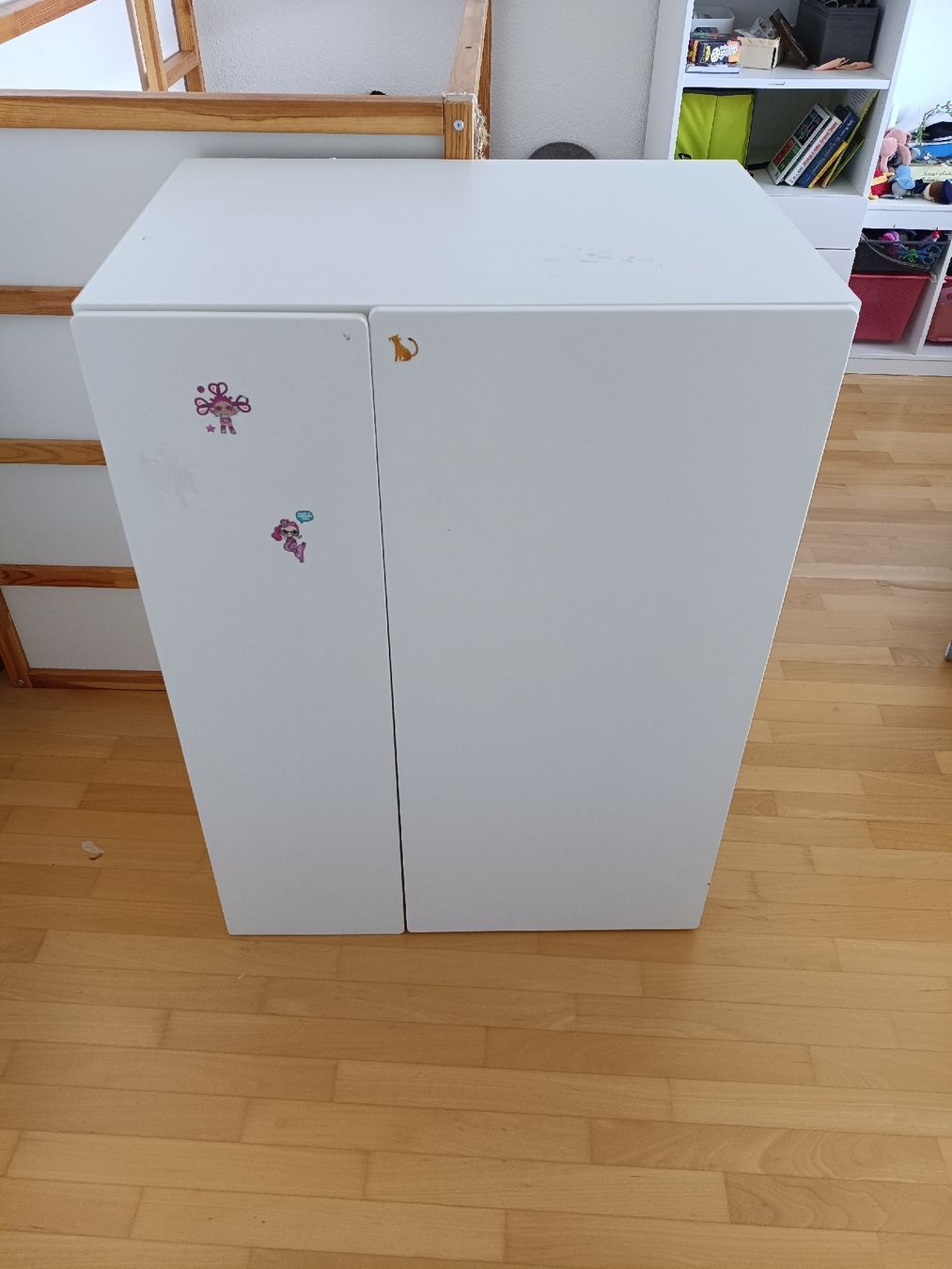 Ikea Armadi: IKEA Kinderschrank  – Usato da Walchwil venduto da ass_8hxn