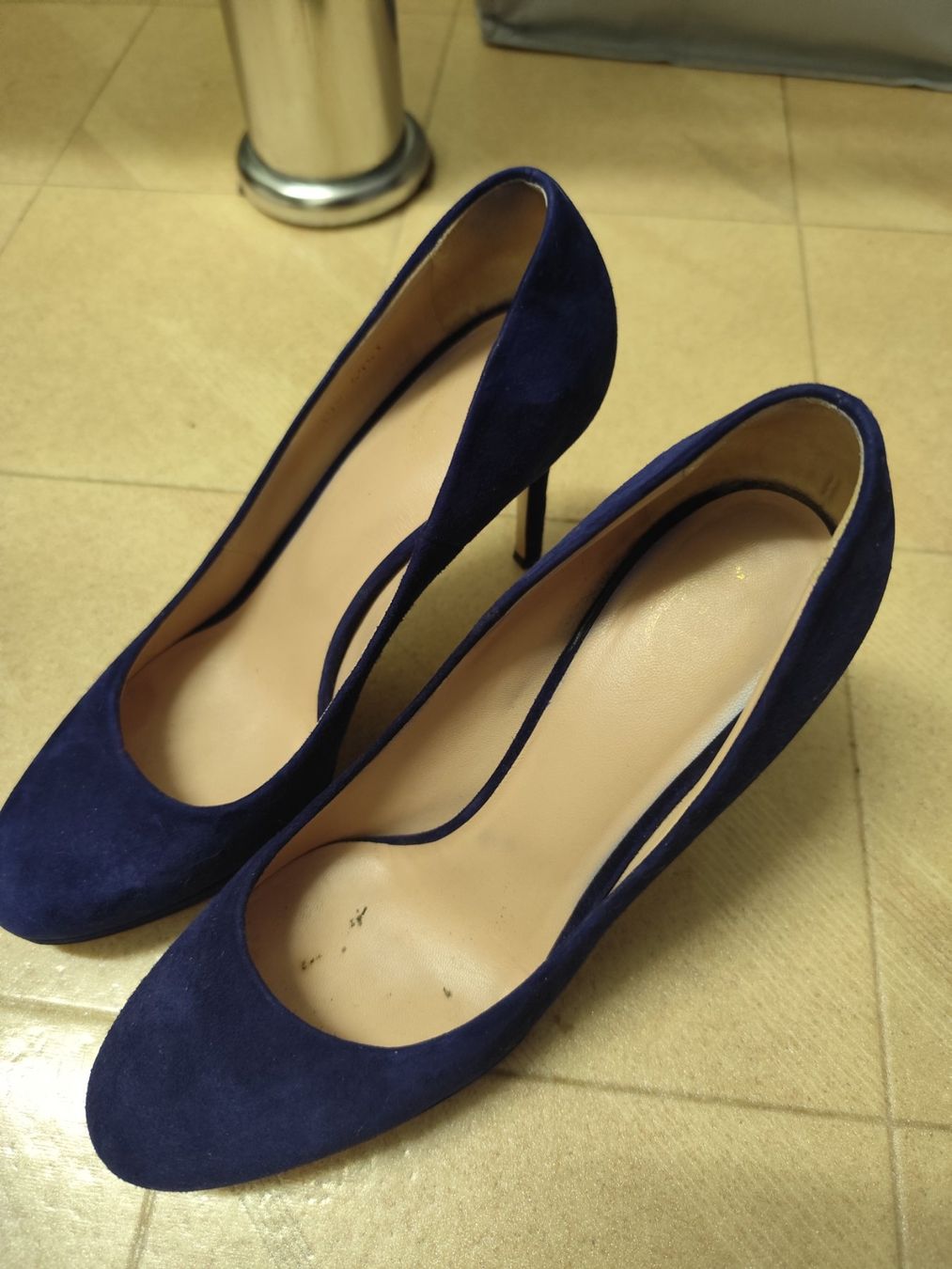 Scarpe da donna: UNÜTZER Slingpumps – Usato da Oetwil an der Limmat venduto da Fernando-bras 1