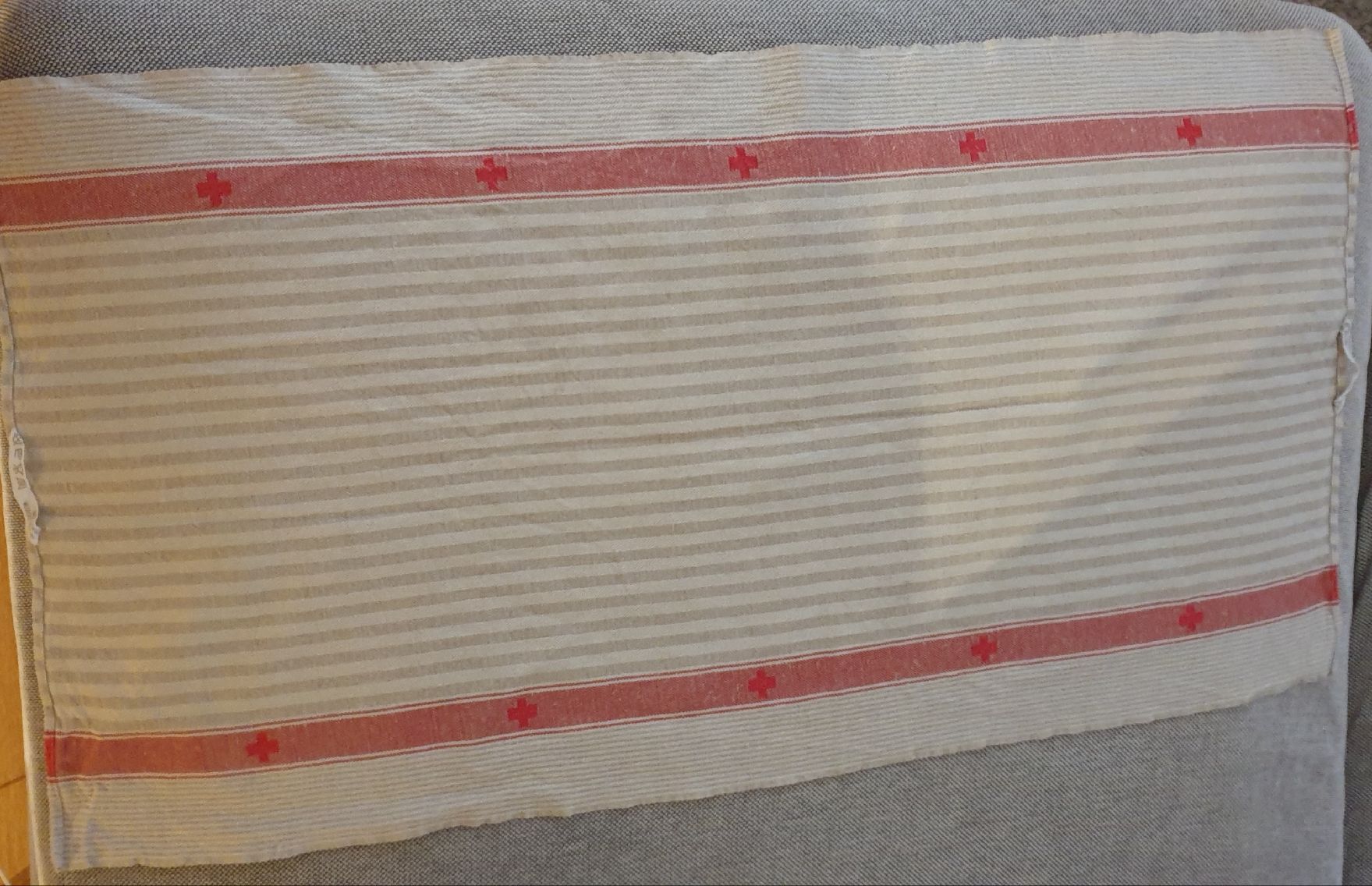 Linges de cuisine: Geschirrtuch Schweizer Armee – D'occasion à Wil SG par Glitter 1