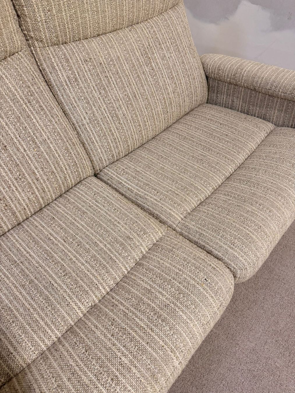 Divani: Dänisches Mid Century 2er Sofa mit Strukturstoffbezug, retro – Usato da Rickenbach ZH venduto da Insider-Boerse 8