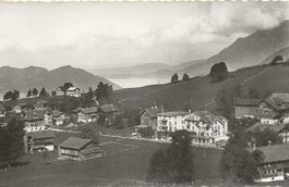 Emmetten NW mit den Hotel ca. 1950  sehr gut erhalten