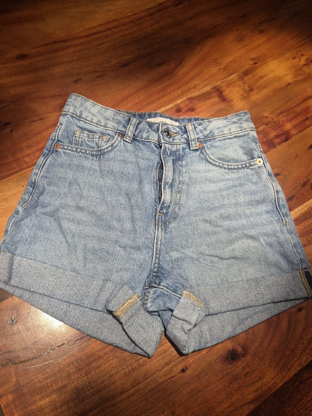 Mango Pantaloni: Mango Jeans Shorts, hellblau, Grösse 34 – Nuovo (secondo la descrizione) da Kollbrunn venduto da mela_nie