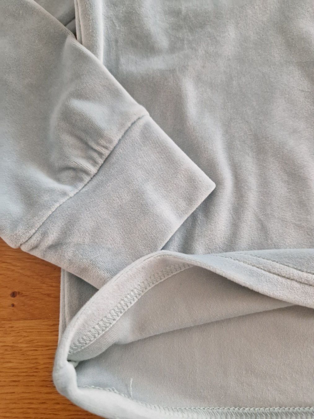 Pigiama & Simili: Neu Mädchen Hausanzug, Pyjama, hellblau, Grösse 10-11 – Nuovo (secondo la descrizione) da Buchs Sg venduto da Valedi 2