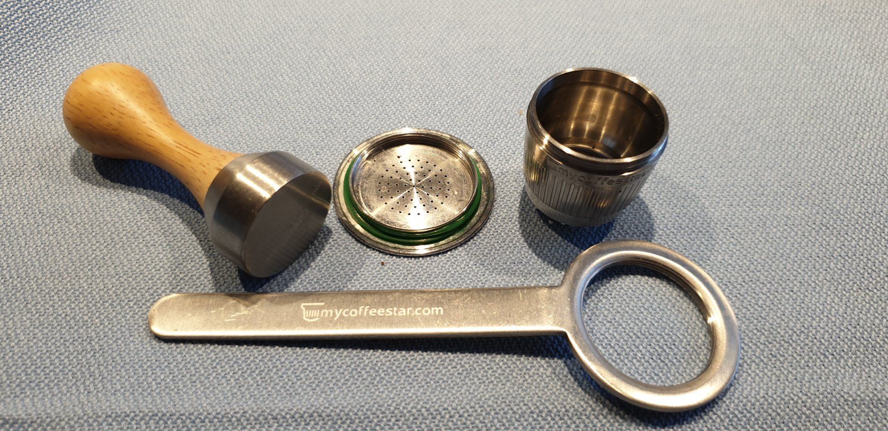 Nespresso Macchine per caffè & Macchine per espresso: Kaffee kapseln nachfüllset – Usato da Gwatt (Thun) venduto da Letzte-Chance-III 3
