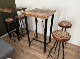 Bartische und Barstühle im Vintage-Design