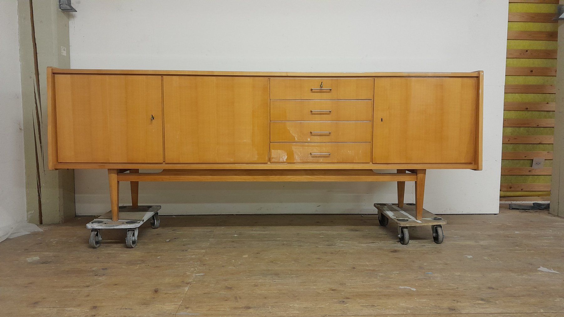 Cassettiere: Sideboard lackiert, 60er Jahre – Usato da Hittnau venduto da v-v-onlineverkauf