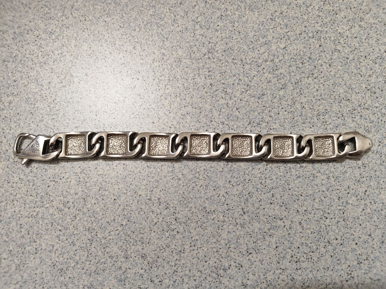 Bracciali & Braccialetti: Bracelet argenté à croix de fer noires – Nuovo (secondo la descrizione) da Ursy venduto da Sebastien-85 1