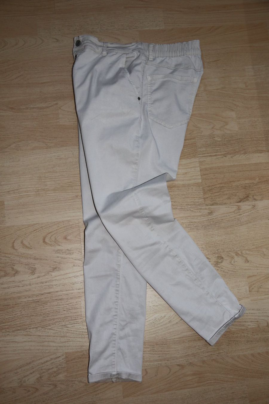 Pantaloni: Coole Sommerhose Gr.M – Usato da Oberwil-Lieli venduto da Svetlana28 5
