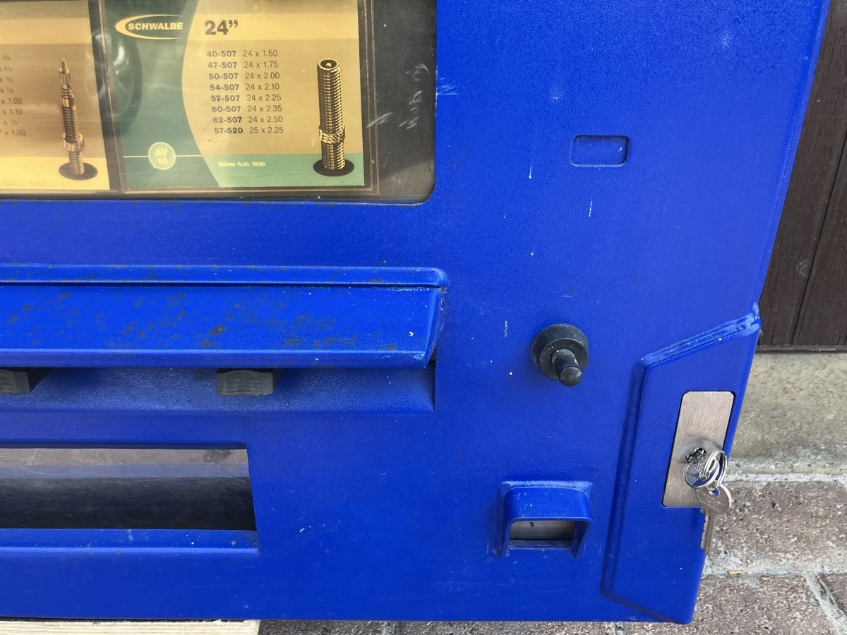Pièces détachées: Schlauchautomat Schwalbe – D'occasion à Trimbach par cendira 2