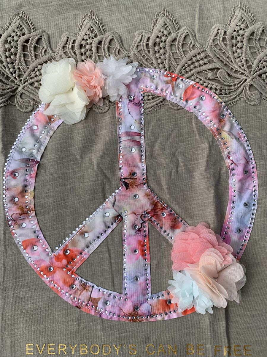 T-Shirts: T-Shirt Peace Gr. L mit Spitze – Gebraucht aus Rümlang von zflyfa0001 1