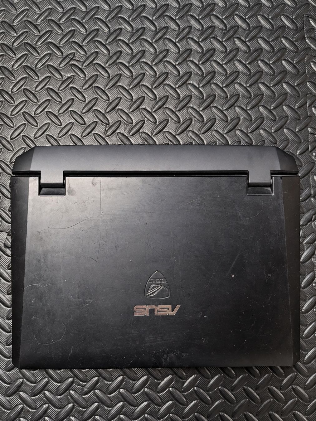ASUS X55VW Gaming Laptop i7 12GB GTX 660M SSD (Gebraucht) in Châtel-St ...